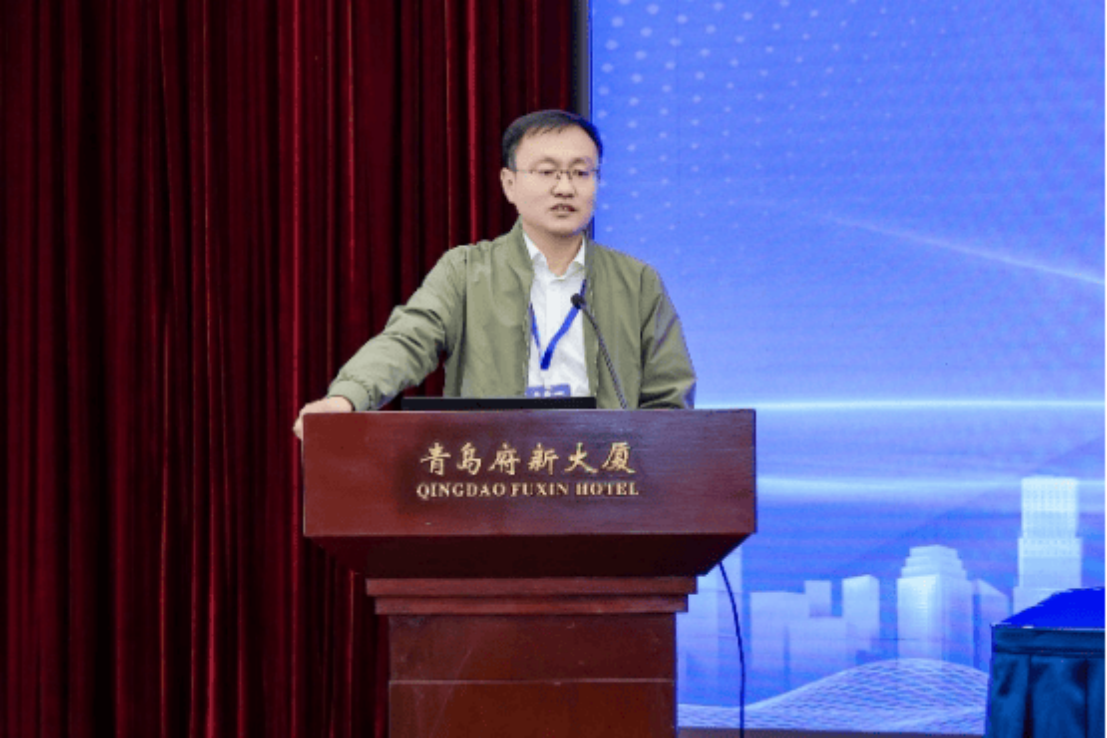 研讨会分会场交流场景